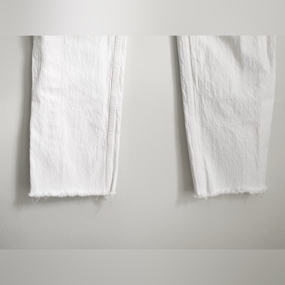 Abercrombie 90s Straight Mid Rise Jeans, White - Size 26 (2) - Picture 12 of 13